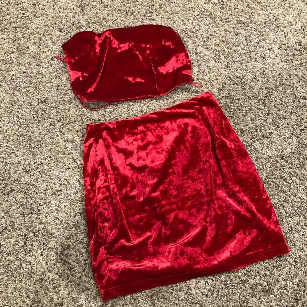 Superdown lace up red velvet set